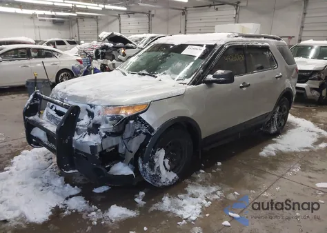2014 Ford Explorer z USA, uszkodzony, nr VIN 1FM5K8B83EGB02825